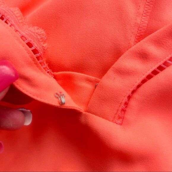 Nanette Lepore Coral V-Neck Tank - Picture 4 of 7